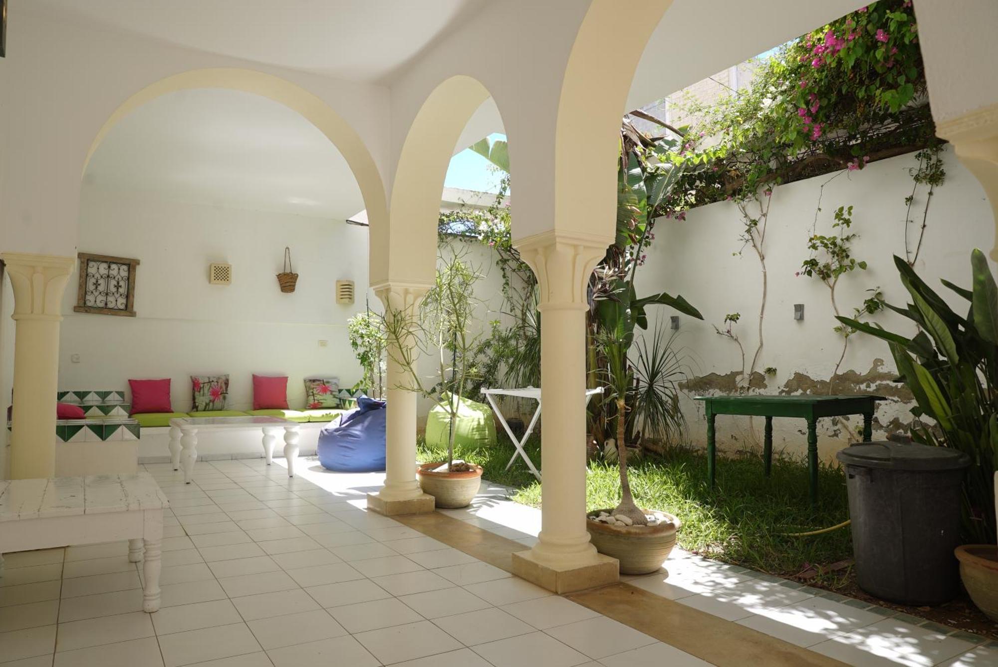 Hébergement de vacances Belle Maison Avec Jardin A *